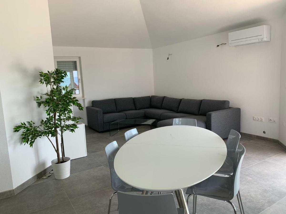 Valjan Apartmani Trogir Ngoại thất bức ảnh